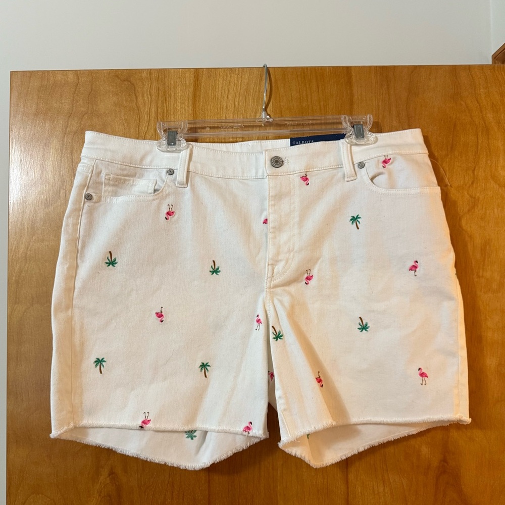Talbots Flawless White Stretch Denim Shorts 6” Palm Tree Flamingo NWT Petite 16P